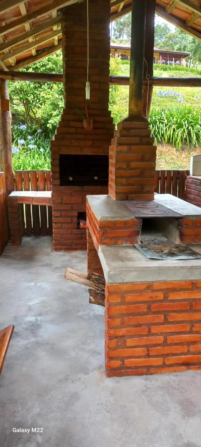 Chale 01 Maritacas Chalet *
